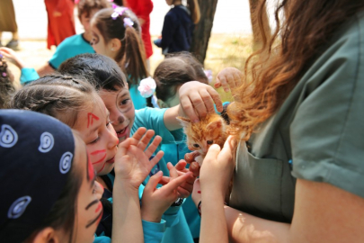 Bursa'da çocuklara hayvan sevgisi aşılandı