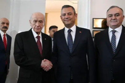 Özgür Özel'in Bahçeli'ye daveti çok konuşulacak!