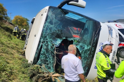 Bursa'da yolcu otobüsü devrildi! Can kaybı ve yaralılar var...