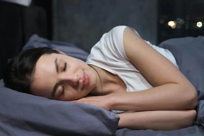 Ne uyku bandı, ne ilaç! Gece uyumadan 1 dilim yiyin, deliksiz uyuyun