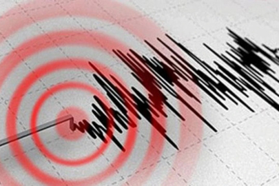 Bahçelievler'de bir kişi depremde balkondan atlayarak yaralandı