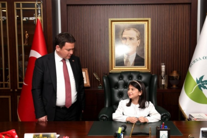 Başkan Aydın koltuğunu çocuklara devretti