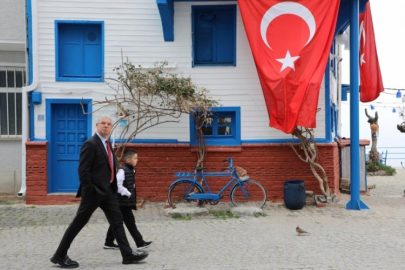 Başkan Dalgıç, çocuk başkanlarla birlikte yürüdü!
