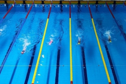 Bursa'da çocuklar bayramını havuzda kutladı!