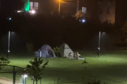 Bursa'da parklara çadır kuruldu! Deprem korkusu devam ediyor...