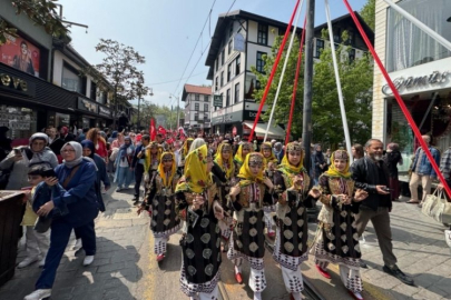 Bursa Osmangazi'de 23 Nisan yürüyüşü!