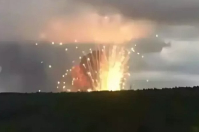 Cephanelikte patlama! 2 köy boşaltıldı, OHAL ilan edildi