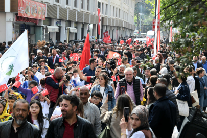 Osmangazi’de 23 Nisan coşkusu caddelere sığmadı