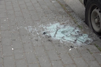 11 kere evin camını kırdı yetmedi abisinin aracını...