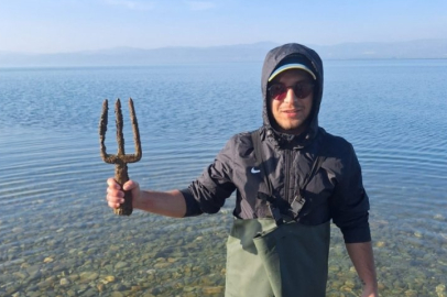 Bursa'da balık tutarken buldu, hemen yetkililere koştu!