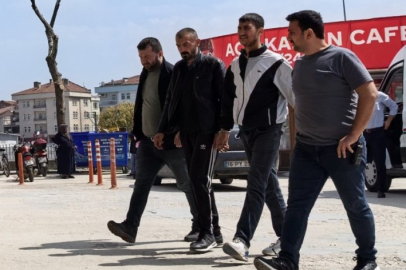 Bursa'da nefes kesen takip! Cinayet ve hırsızlıktan aranıyorlardı