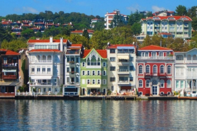 Deprem sonrası kaçıyorlar! Milyon dolarlık yalılar satışta