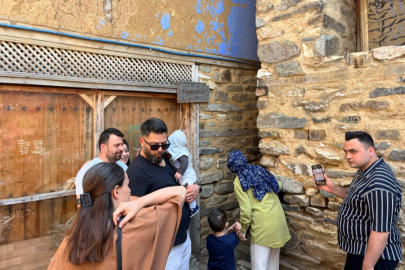 Bursa'daki Cin Aralığı'na yoğun ilgi! Akın ettiler...