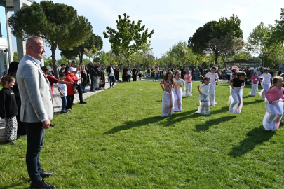 Karacabey Belediyesi’nden 23 Nisan’da miniklere unutulmaz şenlik