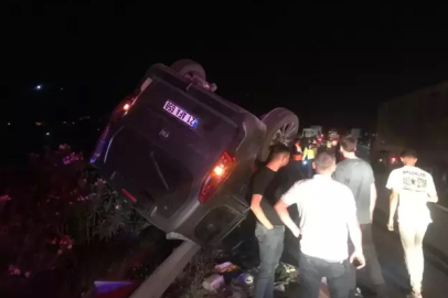 Osmaniye'de TIR'a Arkadan Çarpan Otomobilde 5 Yaralı