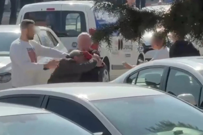 Bolu'da sokak ortasında yumruklar havada uçuştu