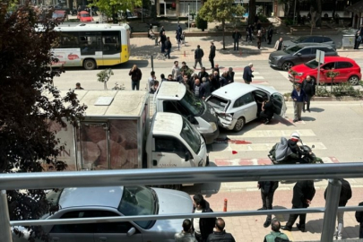 Bursa'da yaya geçidinde şok kaza!