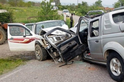 Bursa'da kafa kafaya kaza! Ölü ve ağır yaralılar var...
