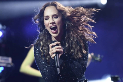 Sertab Erener'den 'Zıplamayan Tayyipçi' Diyenlere Destek