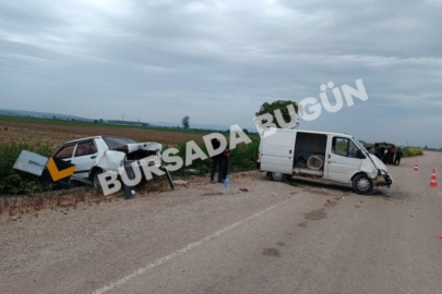 Bursa'da feci kaza! Çok sayıda kişi hastaneye kaldırıldı