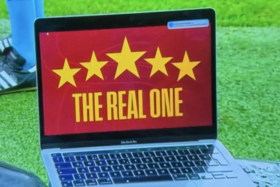 Okan Buruk'tan Jose Mourinho'ya 'Laptop'lu Yıldız Göndermesi