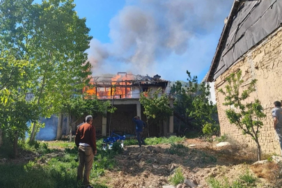 Uşak'ta 92 Yaşındaki Adam Yangında Can Verdi