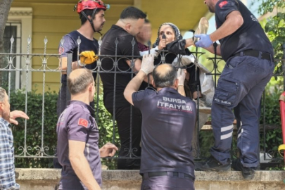 Küçük çocuğun bacağına demir saplandı...