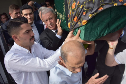 Hulusi Akar'ın Acı Günü: Kayınvalidesini Kaybetti