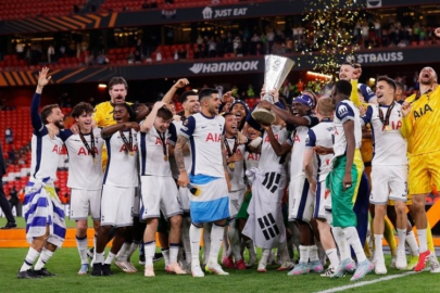 Tottenham Avrupa Kupası'nın sahibi!
