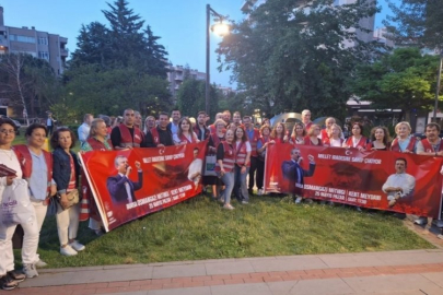 CHP Nilüfer İlçe Başkanlığı'ndan billboard tepkisi: Ayaklı billboard olduk