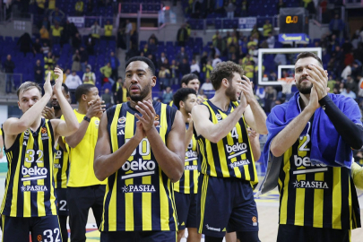 Fenerbahçe Beko 4. kez finalde! Avrupa'da ikinci şampiyonluk için parkeye çıkacak