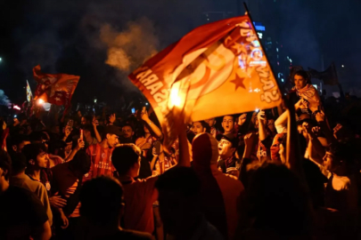 Galatasaray'ın Şampiyonluk Kutlamaları Nedeniyle Yollar Trafiğe Kapatılacak