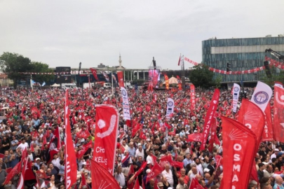 Başkan Ekrem İmamoğlu CHP'nin Bursa Mitingini İzliyor! Cezaevinden Selam Gönderdi...
