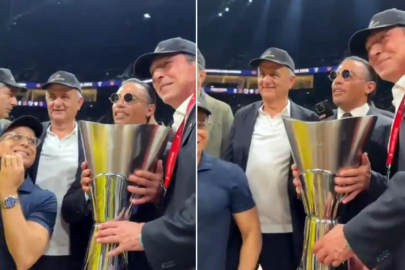 Şampiyonluk kutlamalarında Nusret'i gören herkes aynı soruyu soruyor