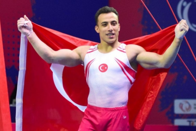 Adem Asil'den tarihi başarı!