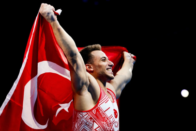 Adem Asil, Almanya'da bir altın madalya daha kazandı