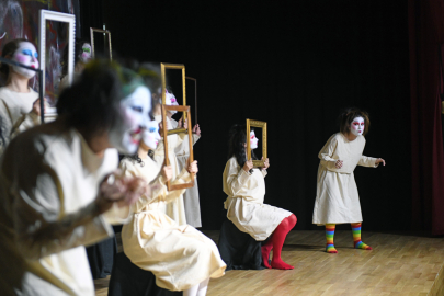 ‘Hiç Kimsenin Hikayesi’ oyunu Osmangazi’de sahnelendi