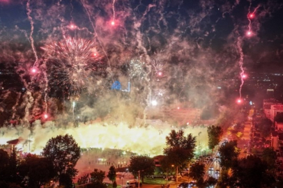 Bursa'da gökyüzü Bursaspor için ışıldadı! Coşkulu kutlamalar...