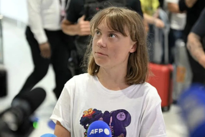 Greta Thunberg, Paris'e kelepçeli geldi