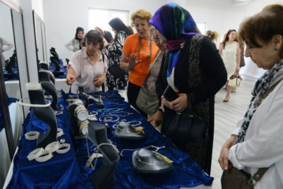 Bursa NİLSEM'de eğitim alan kadınların el becerileri beğeni topladı