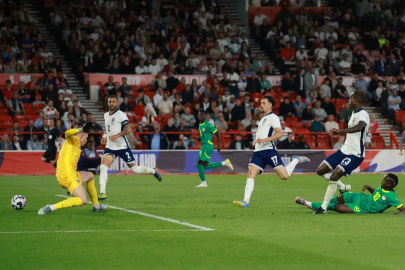 İngiltere, Senegal'e yenildi