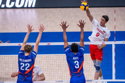 A Milli Erkek Voleybol Takımı, Hollanda'ya mağlup oldu