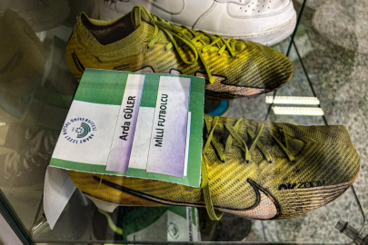 Arda Güler'in kramponları Bolu'da sergileniyor