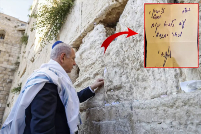 Netanyahu İran'a yönelik saldırıdan önce Ağlama Duvarı'na not bıraktı