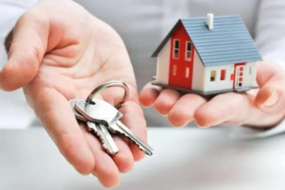 Park halindeki minibüste bulundu! Nedeni belli değil...