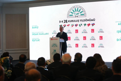 Abdullah Gül'den İslam dünyasına uyarı: Dağınıklık İsrail’e cesaret veriyor