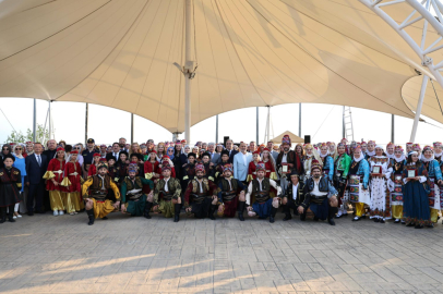 Bursa Maarif Halk Dansları Topluluğu Sakarya’da Düzenlenen Maarif Halk Dansları Şenliğine Katıldı