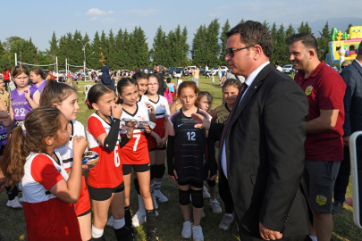 Genç voleybolcuların kalbi Osmangazi’de attı