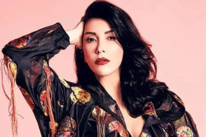 17 yaşında doğurdu! Hande Yener'in DJ oğluna bakın...