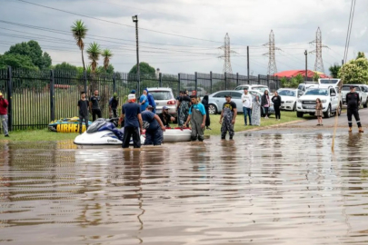 Güney Afrika'da sel felaketi: 90 kişi öldü